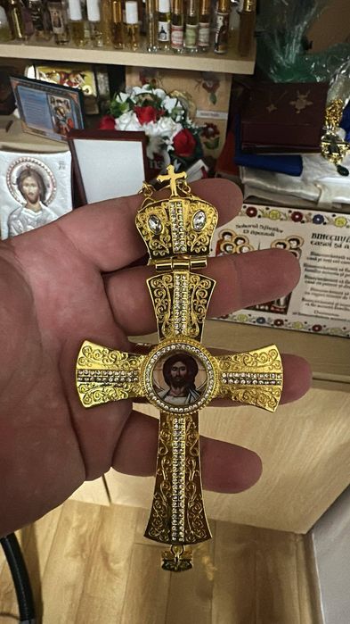 Cruce aurie cu lant personalizata