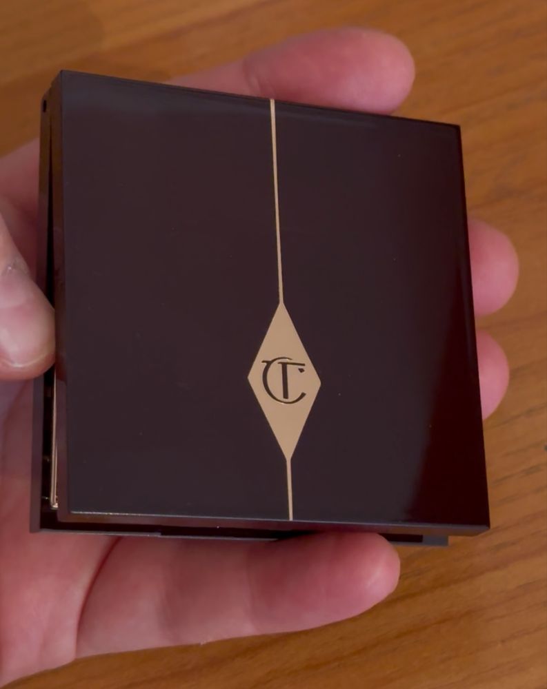 Тени Charlota Tilbury