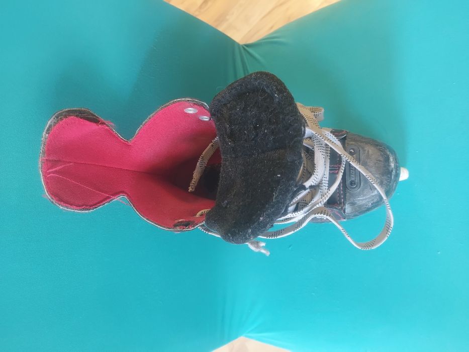 Хоккейные коньки Bauer