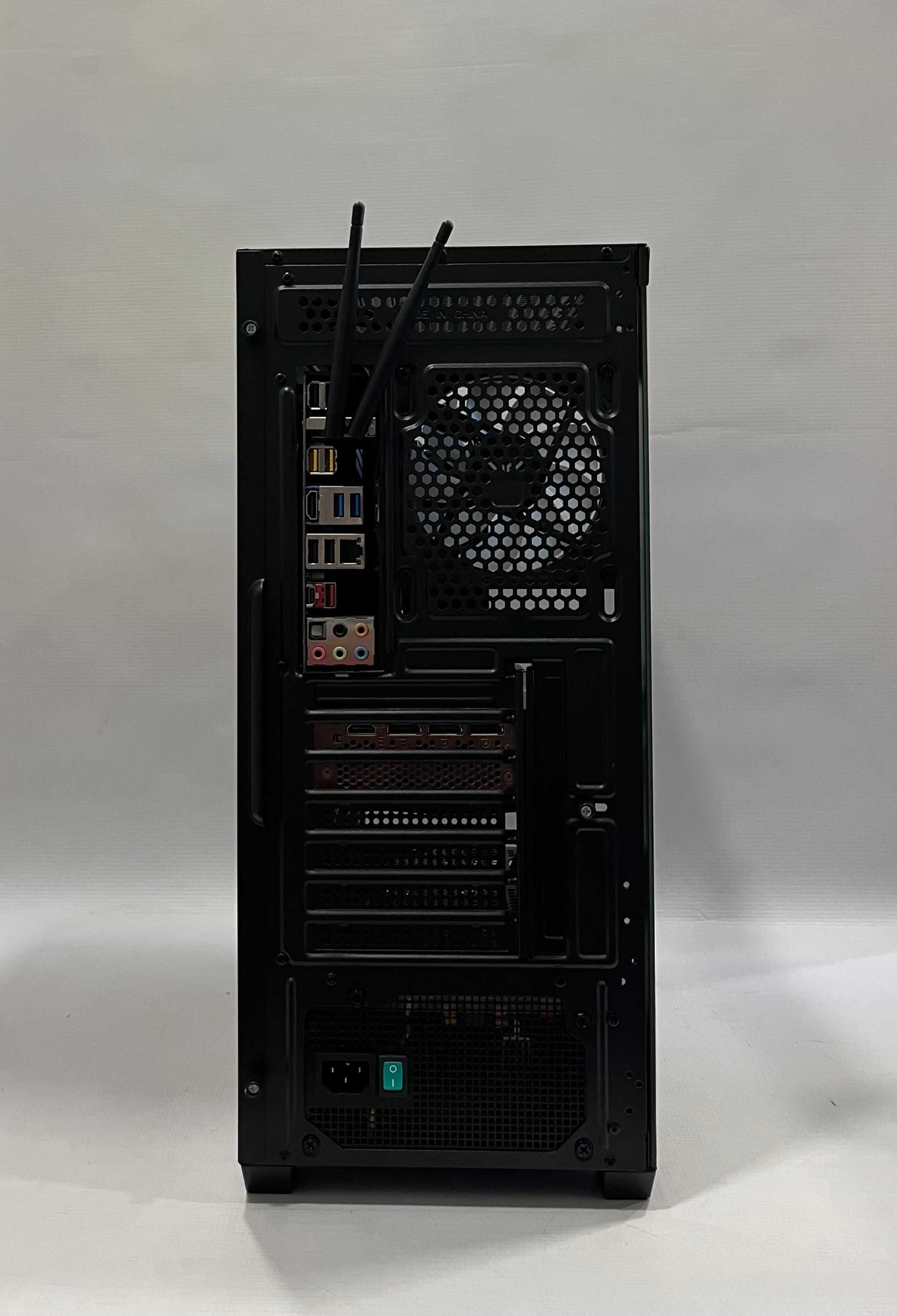 Геймърски компютър AMD Ryzen 5 5600X, RTX 3070 8GB, 16GB ram