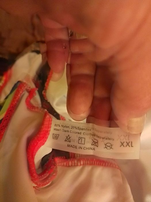 Страхотен бански за 2026 сезон L- Xl