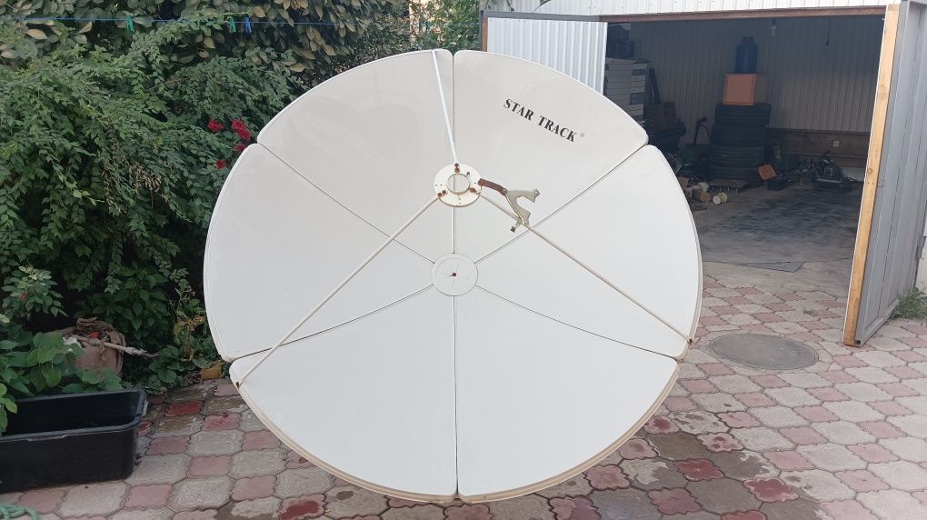 Спутниковая антенна 180см с тюнером
