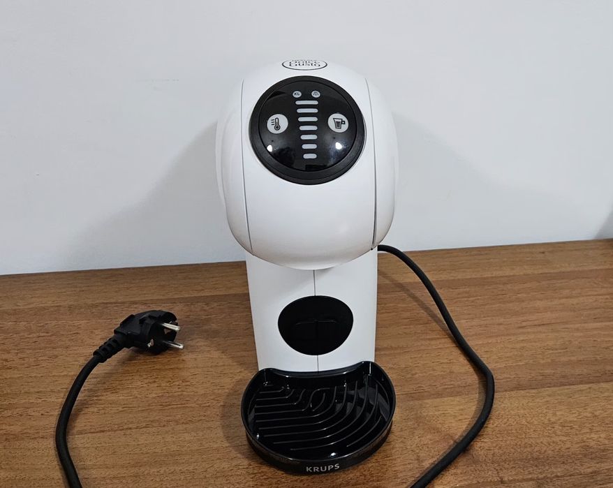 Кафемашина KRUPS Genio S White – почти нова, с гаранция!