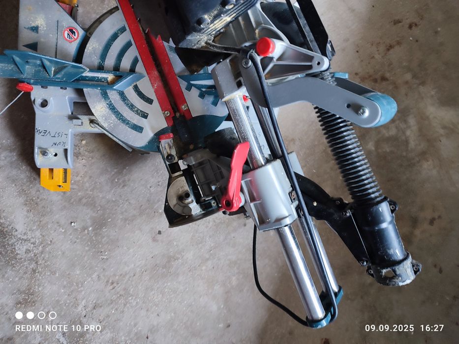 Circular cu masa Bosch gcm8 sde