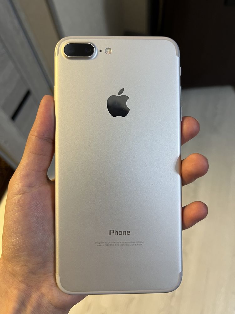 IPhone 7+ 128 gb