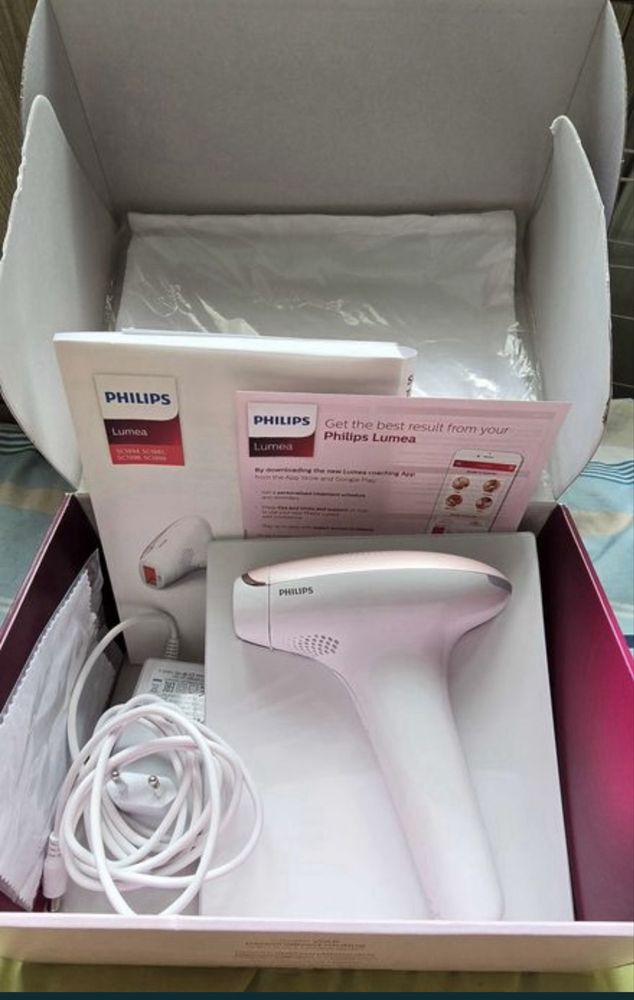 Фотоепилатор Philips Lumea SC1994