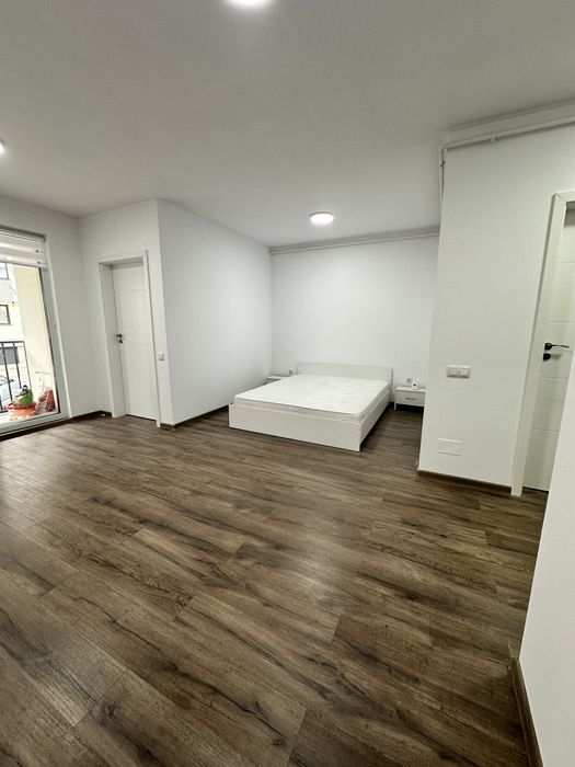 Propietar inchiriez garsoniera in Floresti- 37 mp-  320 Euro
