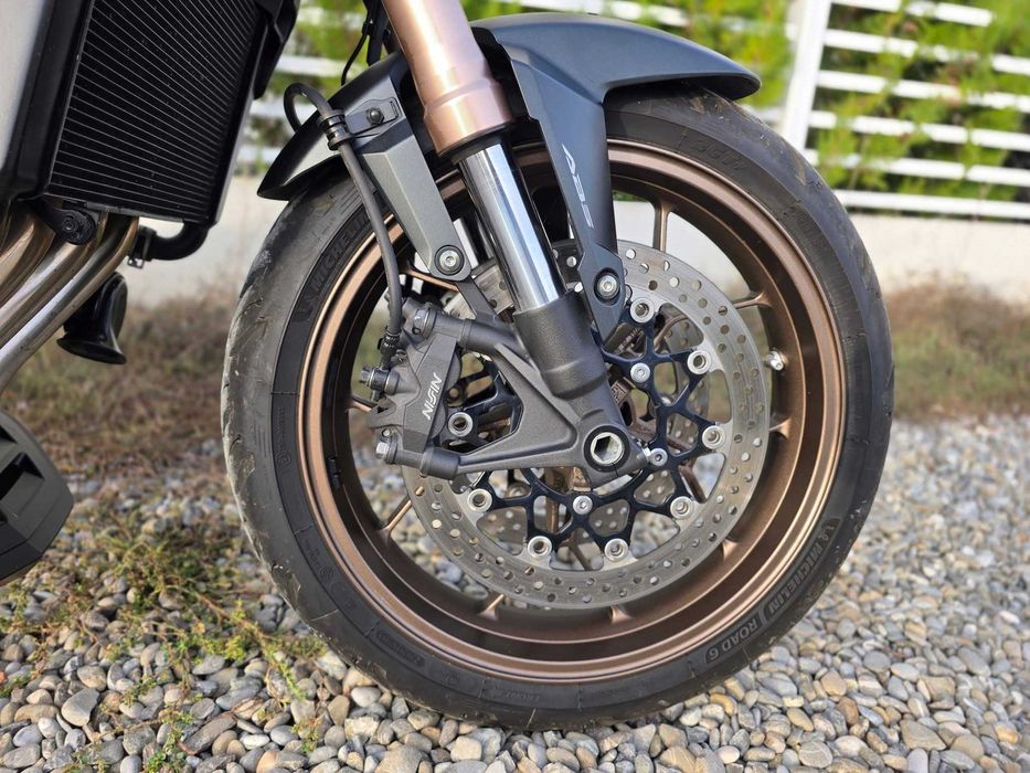 Honda CB650R 2022 Quickshifter Tail Tidy Frame Sliders PPF Rezervor