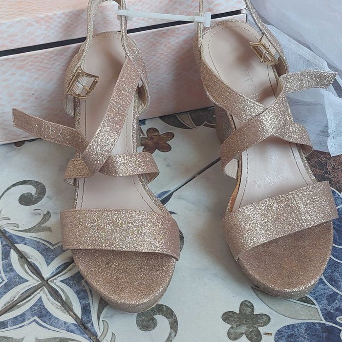 Sandale evenimente talpă înaltă auriii 37/38