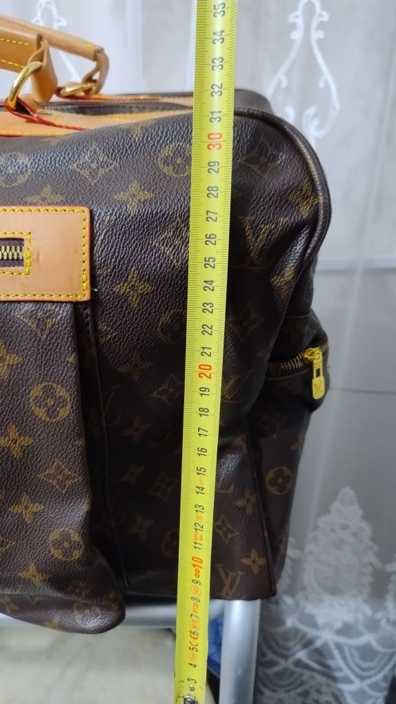 Geanta voiaj louis vuitton