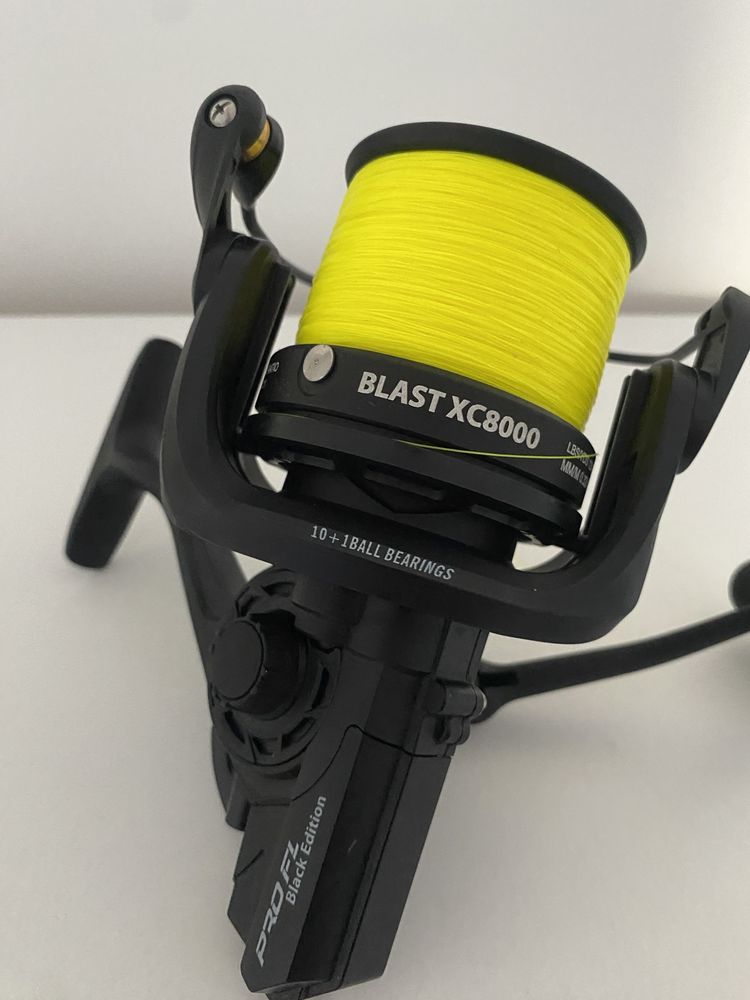 Vând mulinete FL BlastXC8000 Black Edition