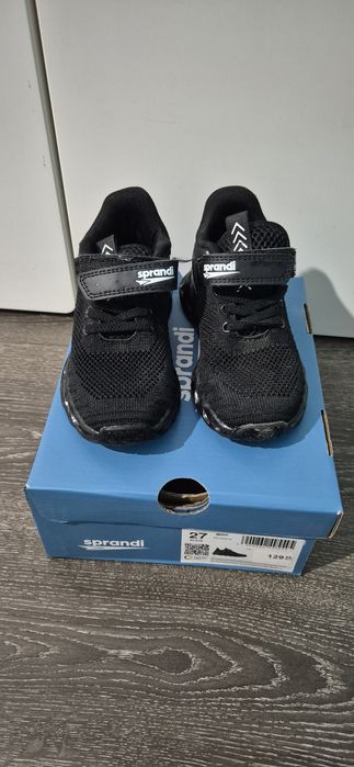 Adidasi baieti 27 lumini