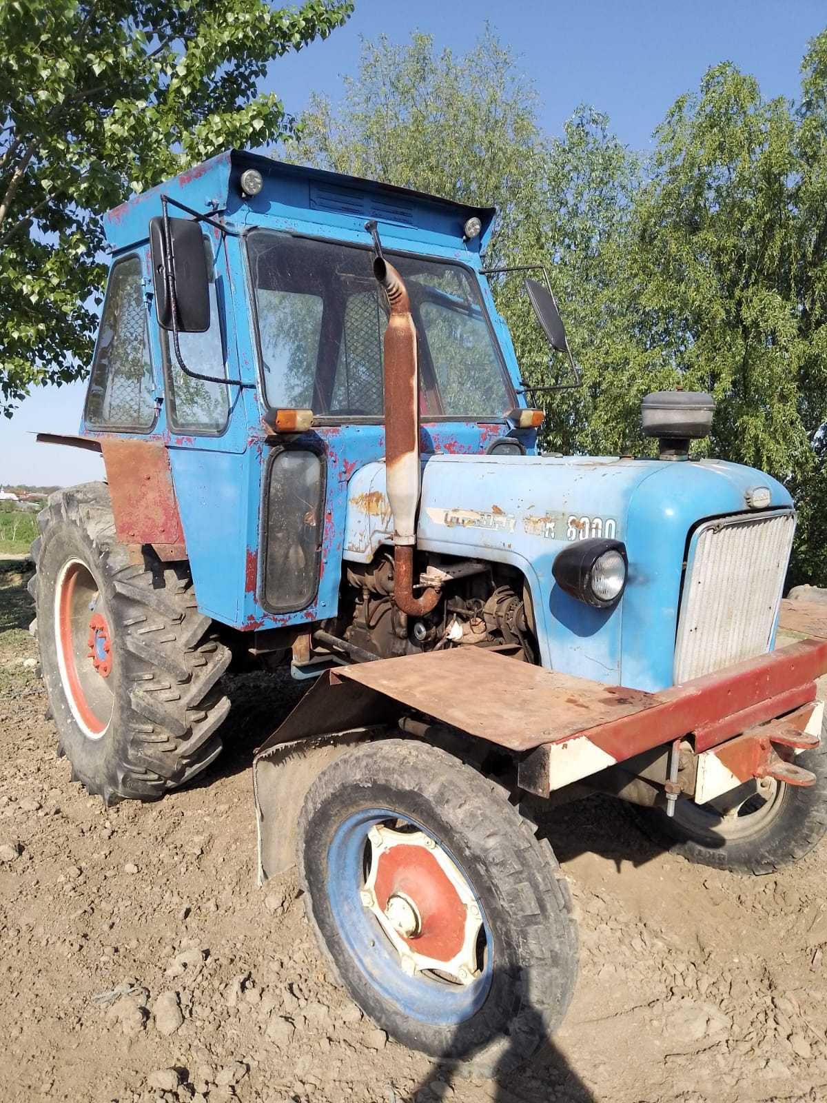 Vând tractor, Utilaj agricol