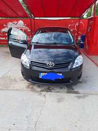 Toyota auris 2012