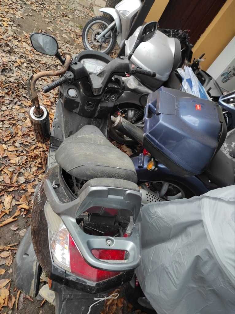 Kymco Dink 200..