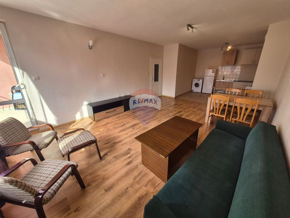 Двустаен апартамент под наем, Колхозен пазар, гр. Варна ДВ 4228