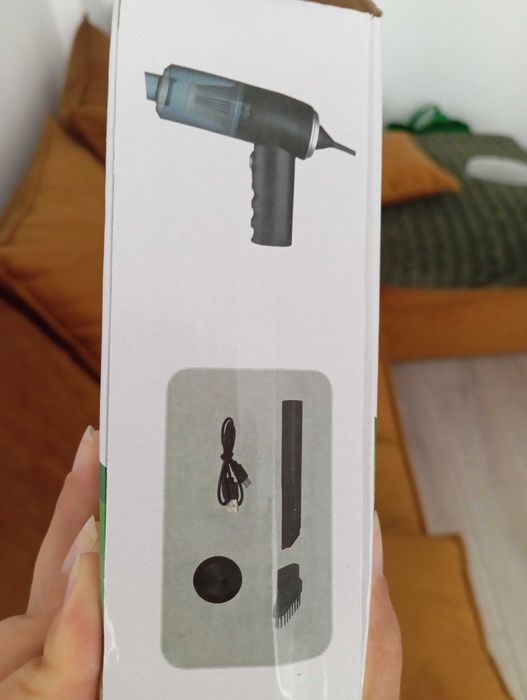 Aspirator portabil nou