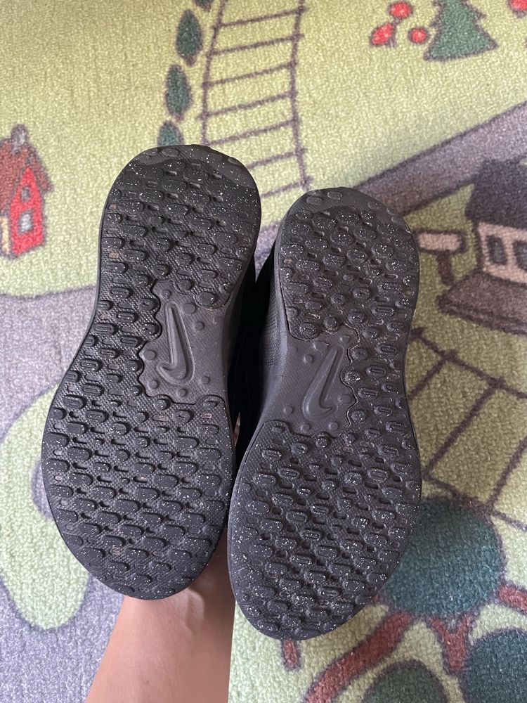 Маратонки Nike 28,5 н.