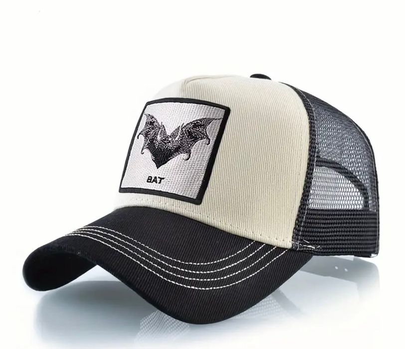 Шапки с козирка подходящи за вас !