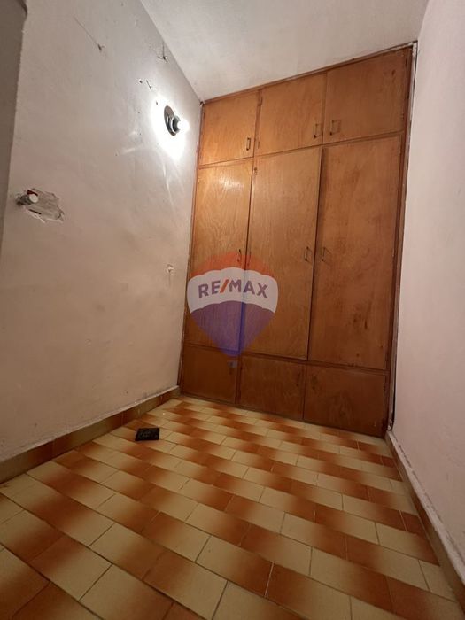 Продава се Двустаен апартамент в Варна, Автогара - 61 кв.м за 1804 €/кв.м - Снимка #9