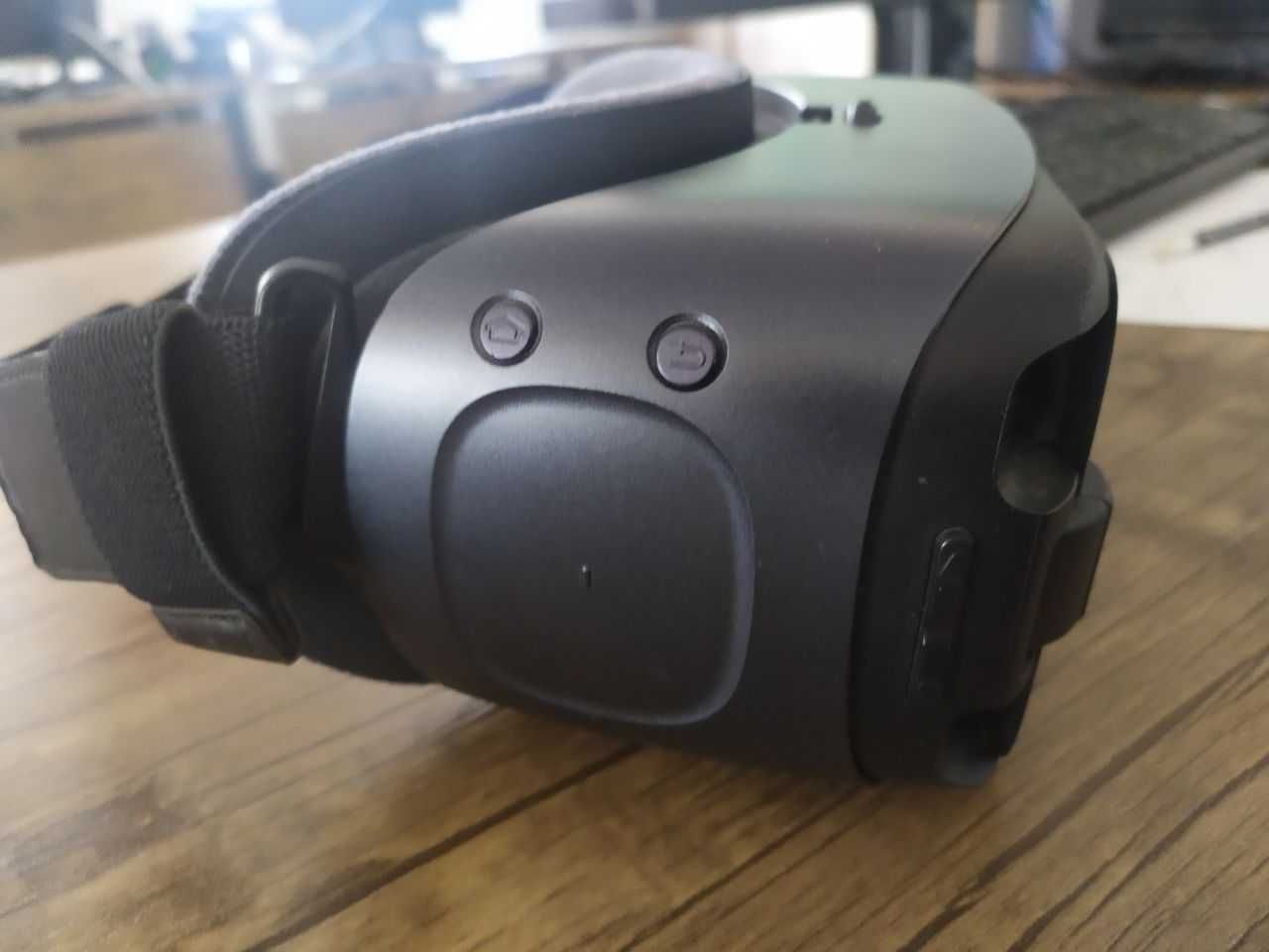 Gear VR SM-R324 +джойстик