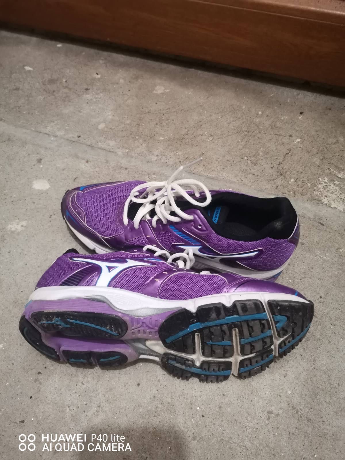 Дамски маратонки Mizuno