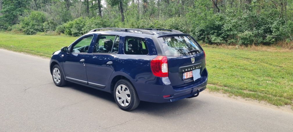 Vând Dacia Logan MCV 2014