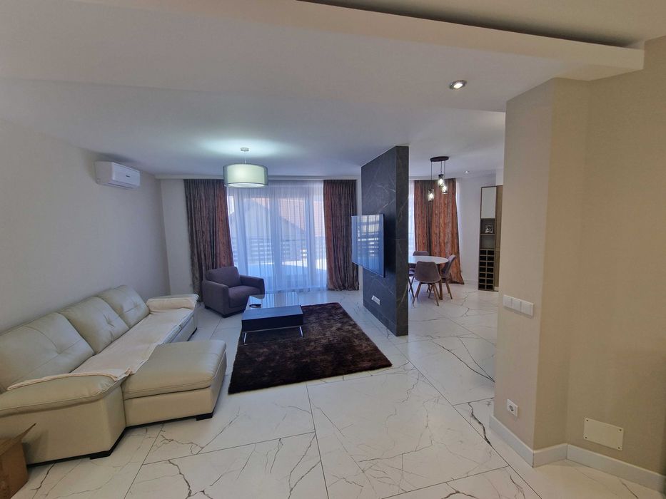 Apartament penthouse 94 mp util 42 mp terasa