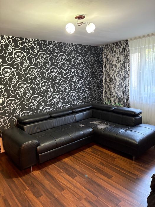 De Vanzare apartament 3 camere Hunedoara M6