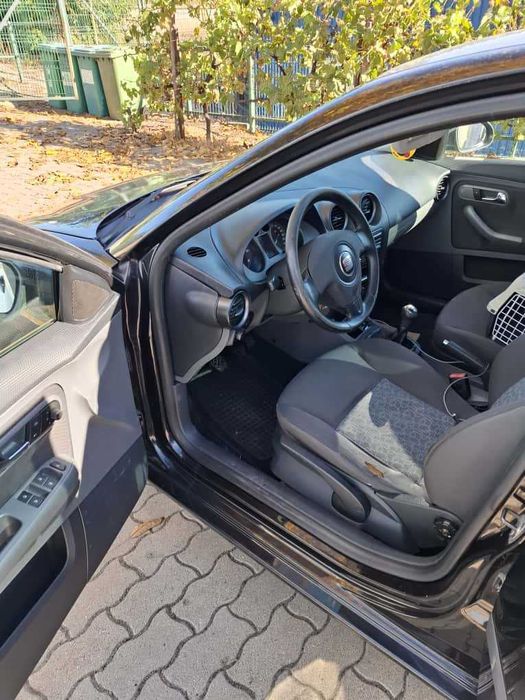 Vând SEAT Cordoba 1,9 D