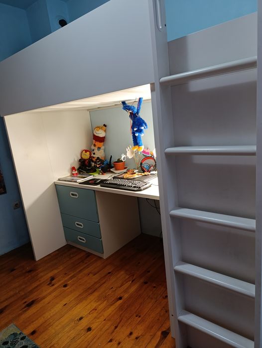 Двуетажно детско легло