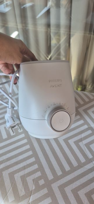 Avent уред за затопляне на кърма и пюрета