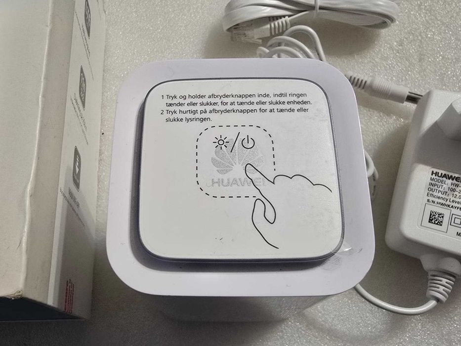 Modem 4G HUAWEI e5180s-22 Cube Router LTE 150Mbps 800/1800/2100/2600