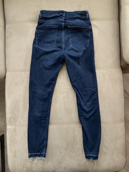 Сини дънки на ZARA