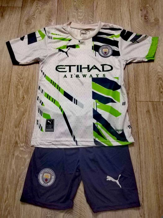 Детски футболни екипи Холанд