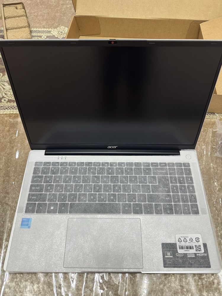 Noutbuk ACER ASPIRE LITE yengi
