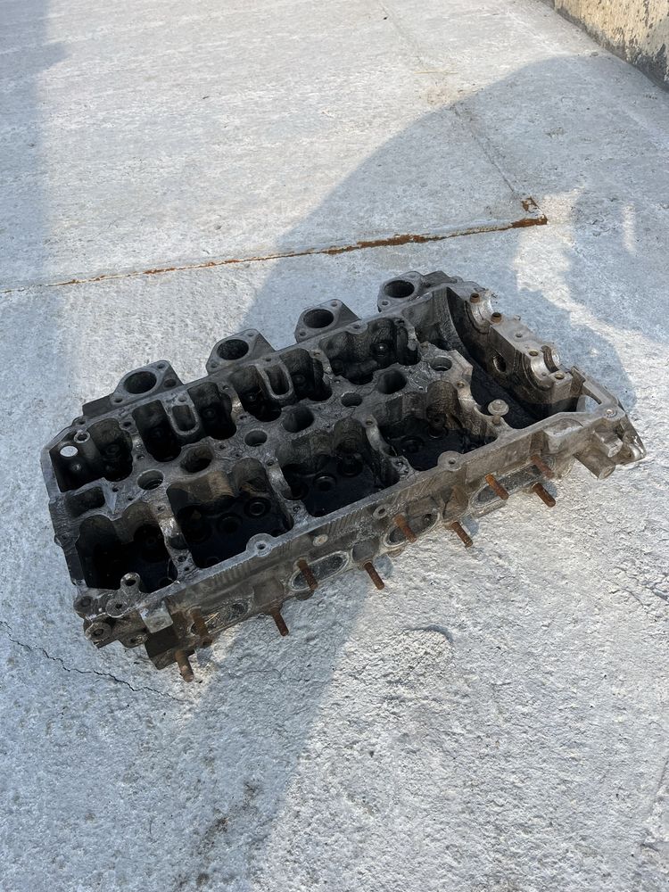 Глава за Митсубиши L200 / 2.5