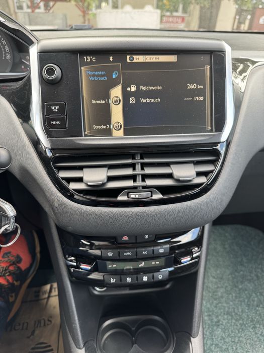 Peugeot 208 1.6 Allure An: 1013