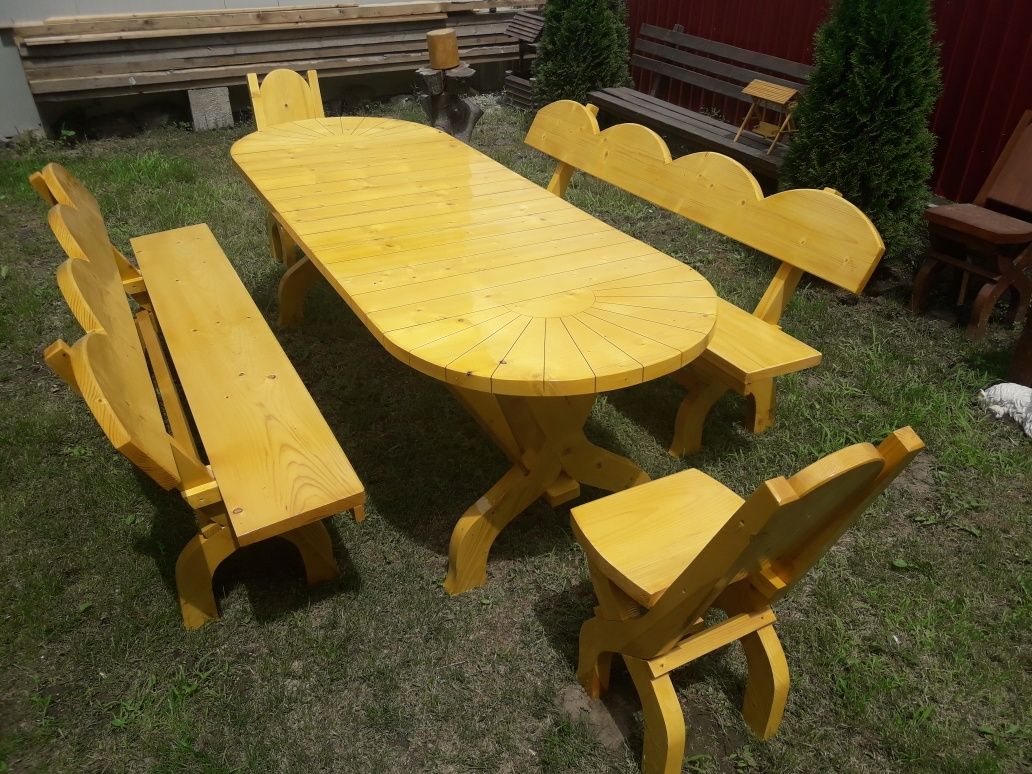 Masa soreanca cu  Bancute si caune . Mobilier rustic . Masa foisor