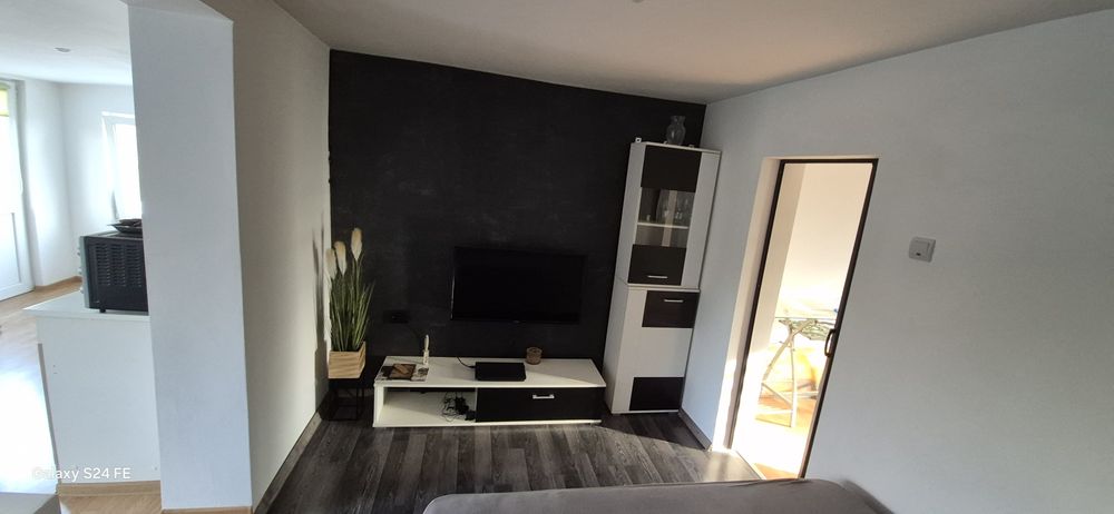 Apartament in casa cu etaj