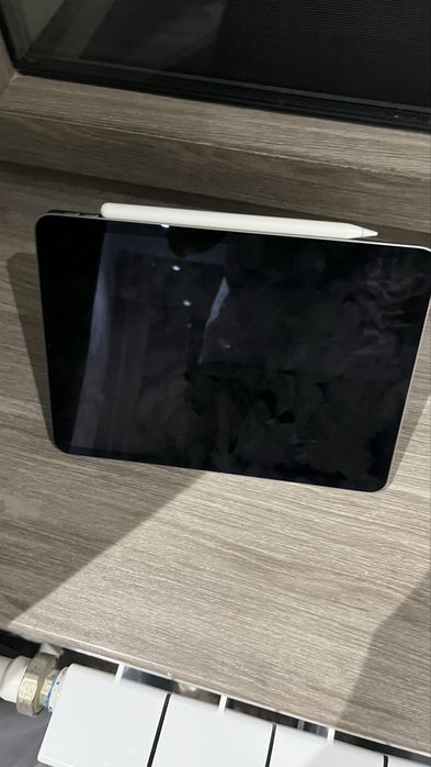 iPad M2 11’ 128 GB WIFI, Apple pencil 2 Yaxshi Tutilgan