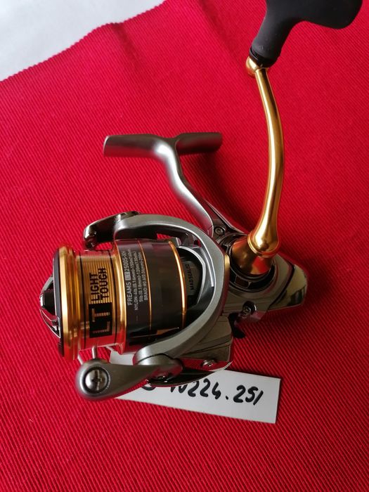 Mulinete Daiwa Freams LT 2500 S - XH