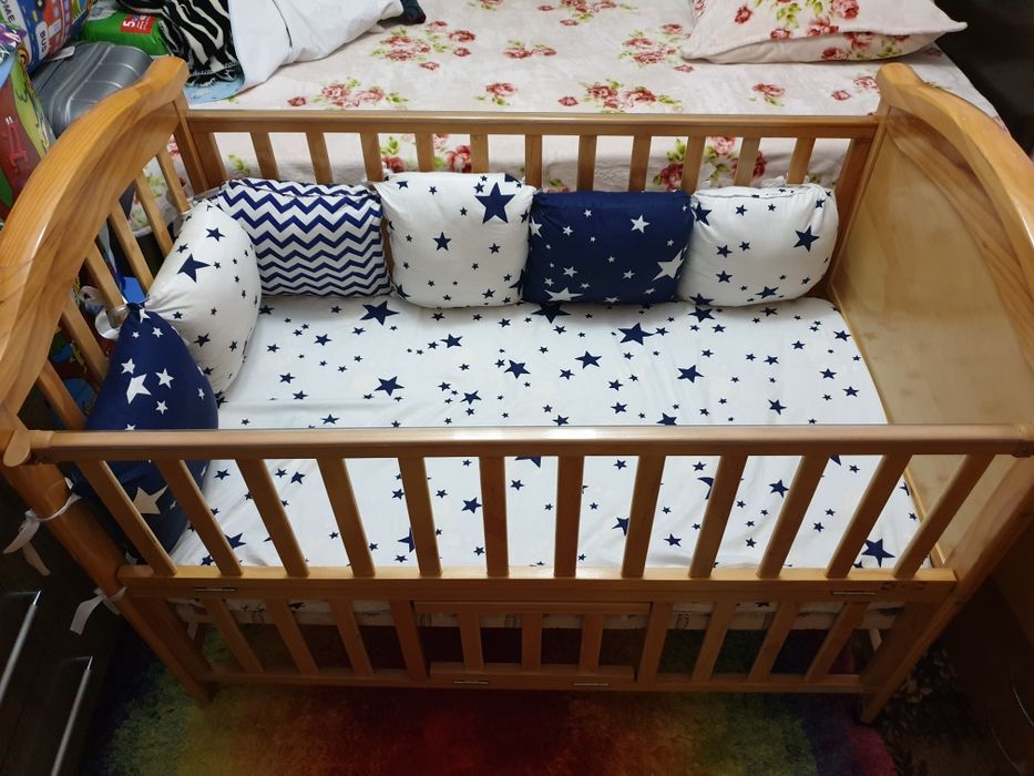 Продам манеж в идеальном состоянии