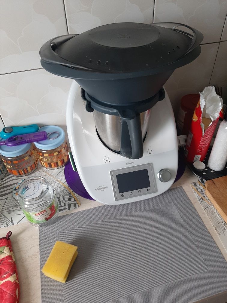 Thermomix TM5 robot bucatarie