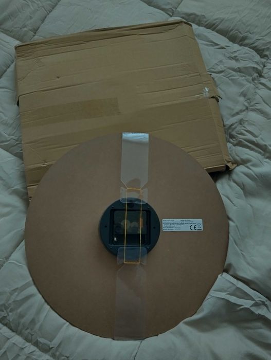 Стенен часовник , дърво и черни цифри