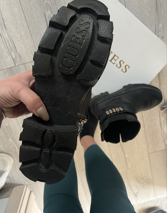 Оригинални Боти GUESS