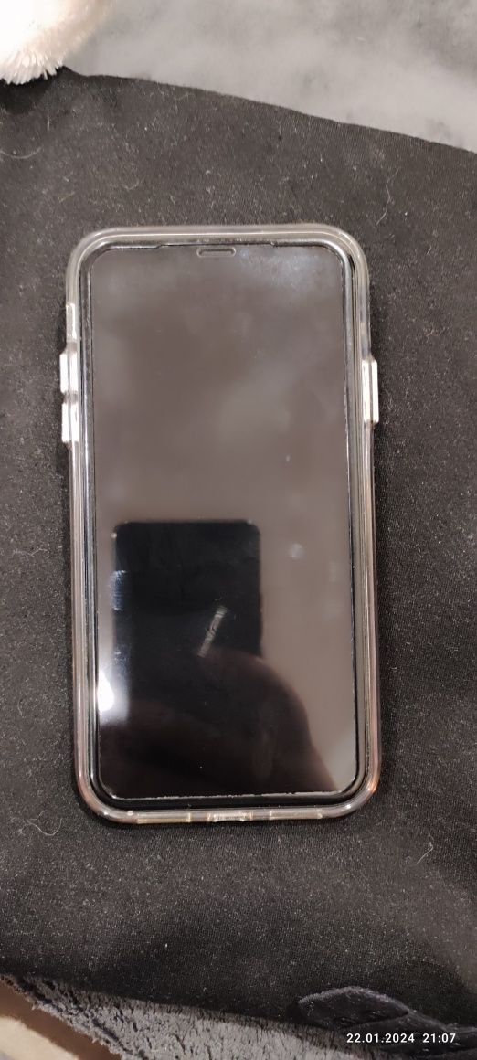 Продам IPHONE 11