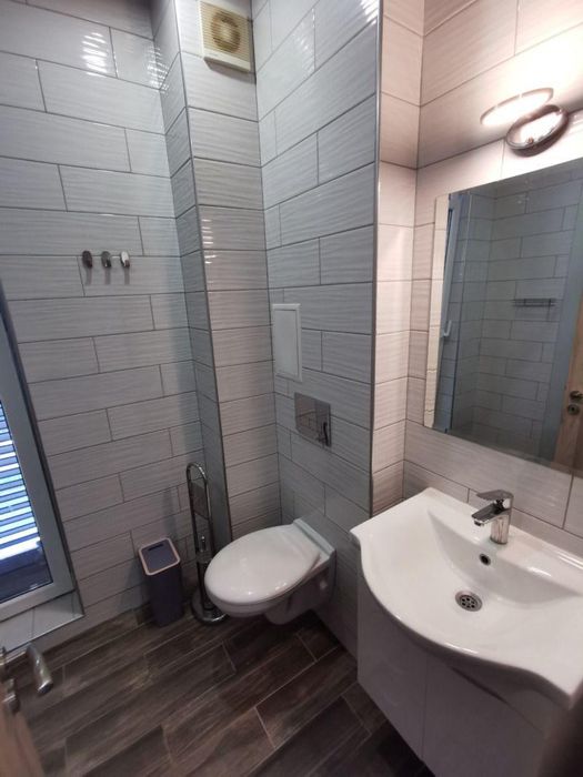 Двустаен апартамент под наем в Център