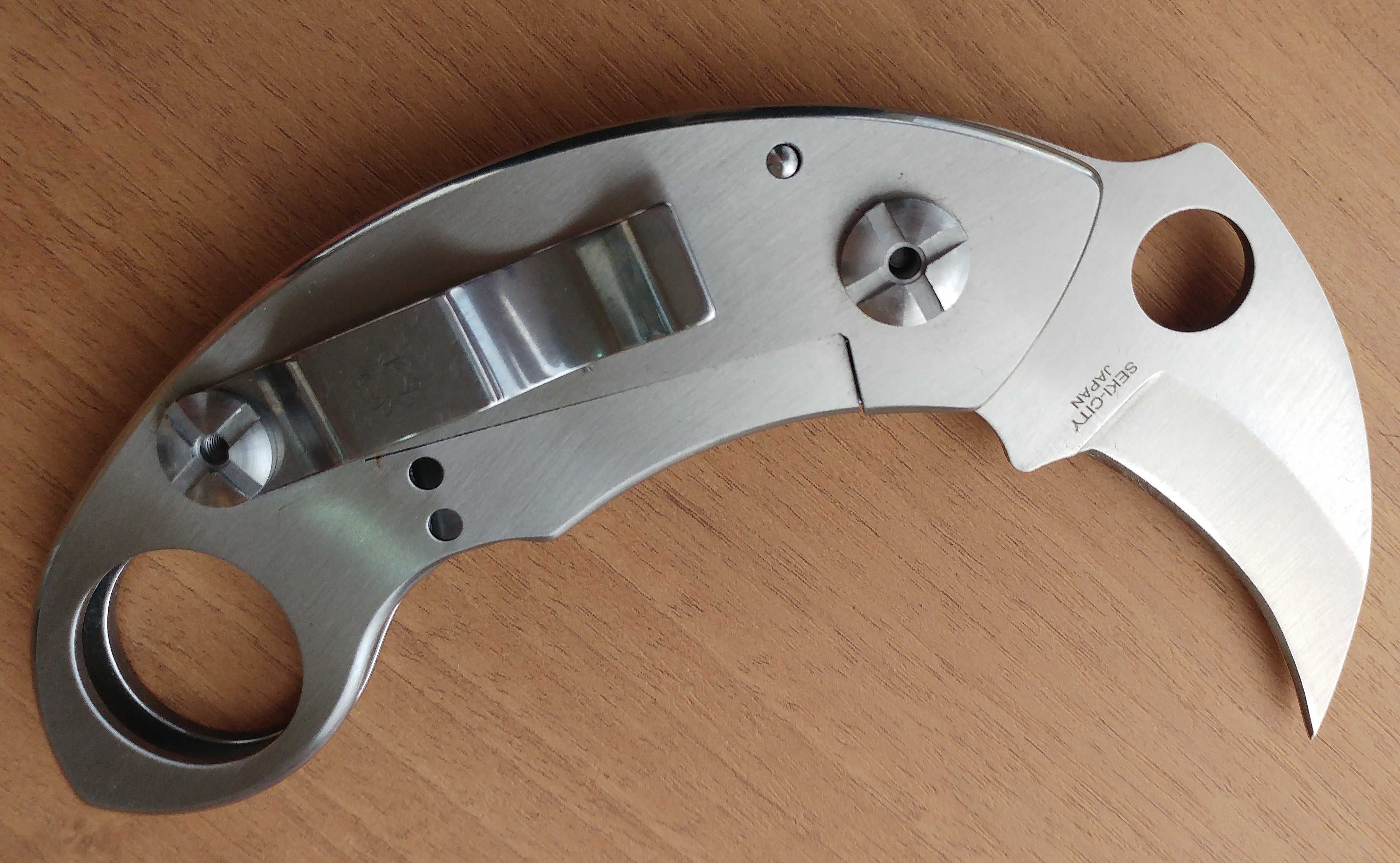 Сгъваем карамбит  Spyderco C84P Tiger Claw
