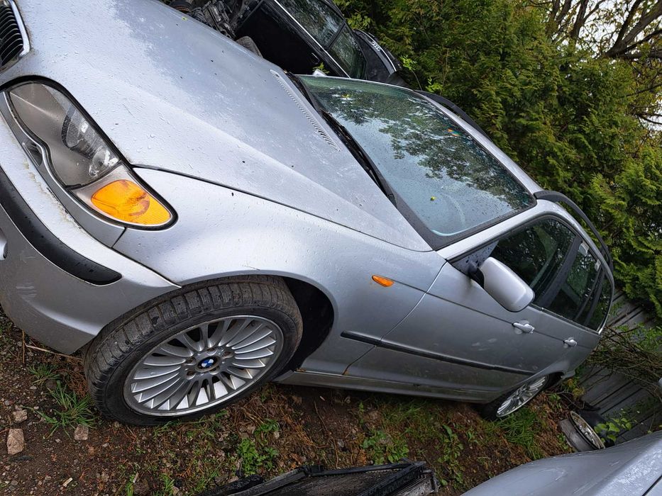 Продавам e46 330xi 231hp автомат facelift на части